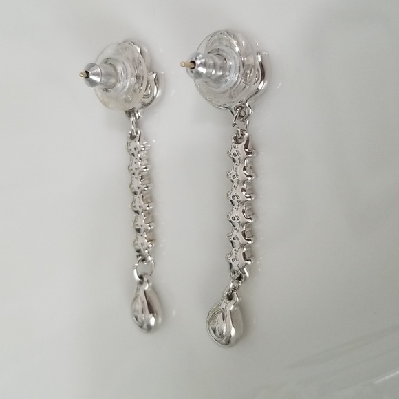 Swarovski Majestic Dew Drop Dangle Elegancy Earrings EUC - Picture 10 of 13
